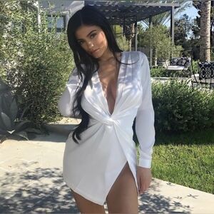 NWOT Satin white shirt dress as worn by Kylie Jenner